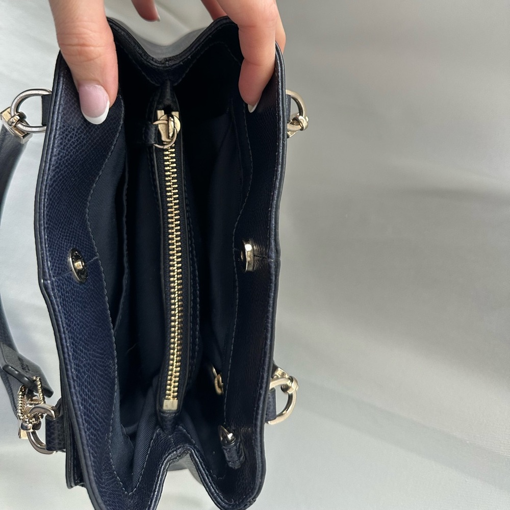 Coach Handbag - Picture 4 of 6